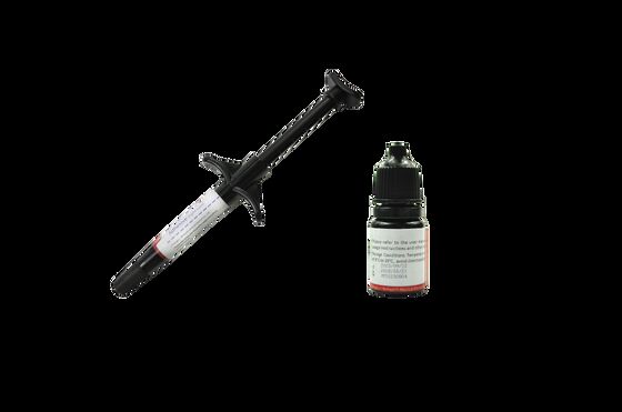 Kit adesivo ortodontico con 6 ml di soluzione di pretrattamento e 4 g di resine composite adesive a cura della luce per il sistema di legame diretto
